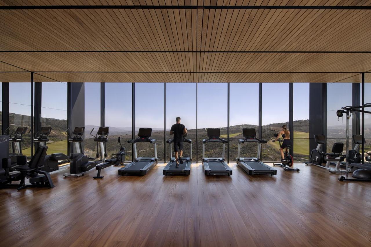 Minthis Resort Cáda Kültér fotó The gym at the hotel